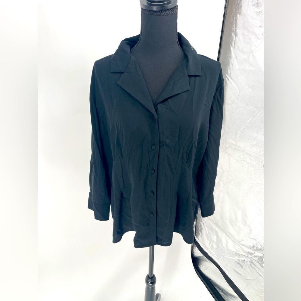 Covington black blouse‎ size xl button down